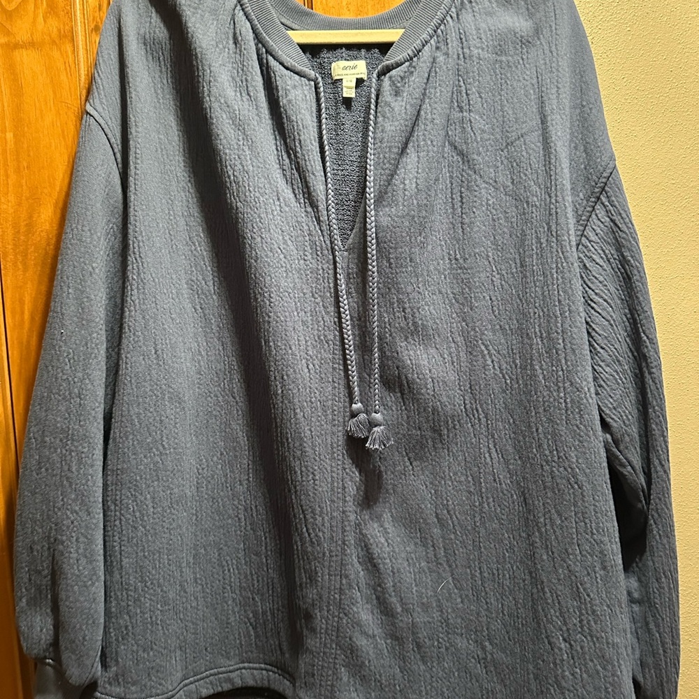 Aerie Textured navy blue Knit Top